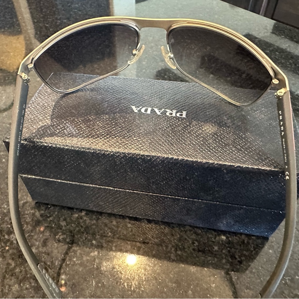 NIB PRADA Sunglasses Men’s w/box color gunmetal - Picture 4 of 8